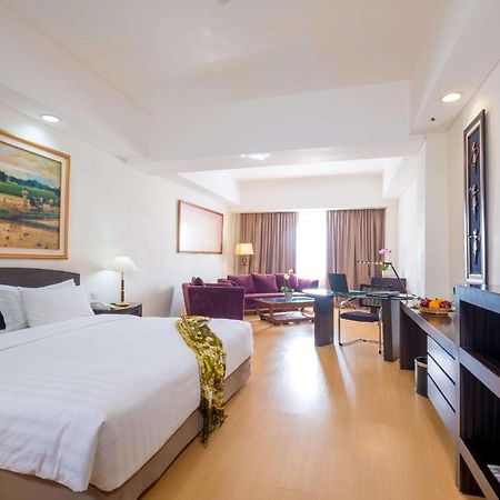 Sintesa Peninsula Hotel Palembang Extérieur photo