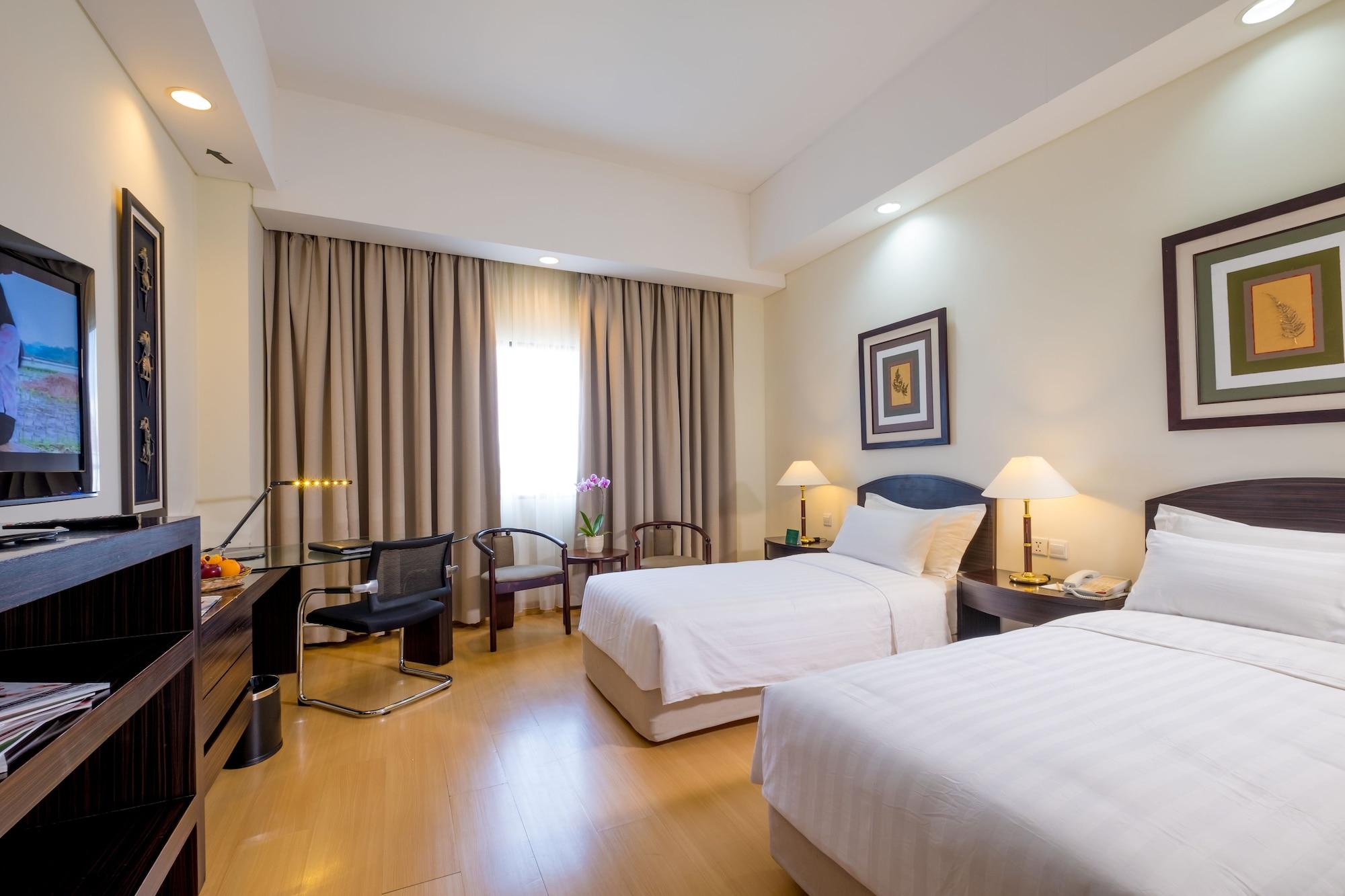 Sintesa Peninsula Hotel Palembang Extérieur photo