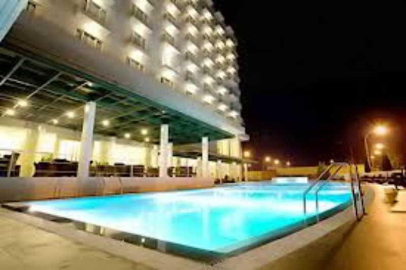 Sintesa Peninsula Hotel Palembang Extérieur photo